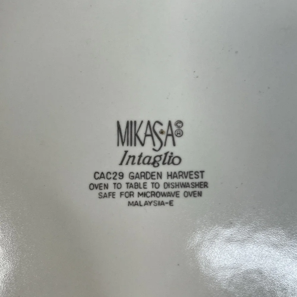 Mikasa Garden Harvest Lasagna Baker Casserole Intaglio Art French Country